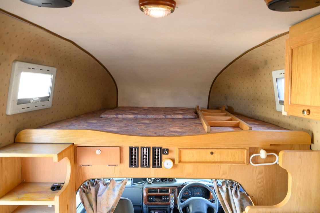 1999 Mitsubishi Strada Camper