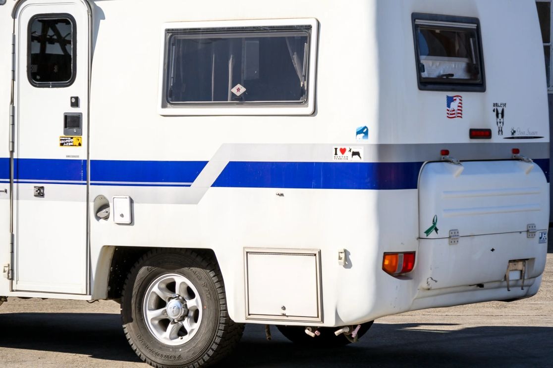 1999 Mitsubishi Strada Camper