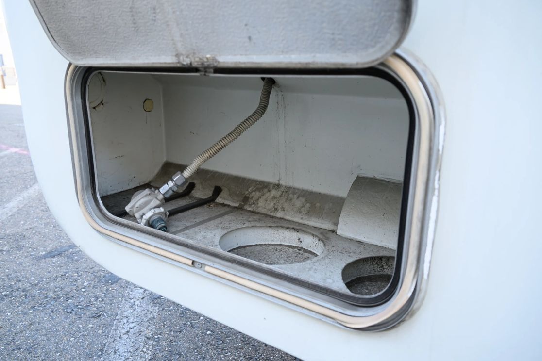 1999 Mitsubishi Strada Camper