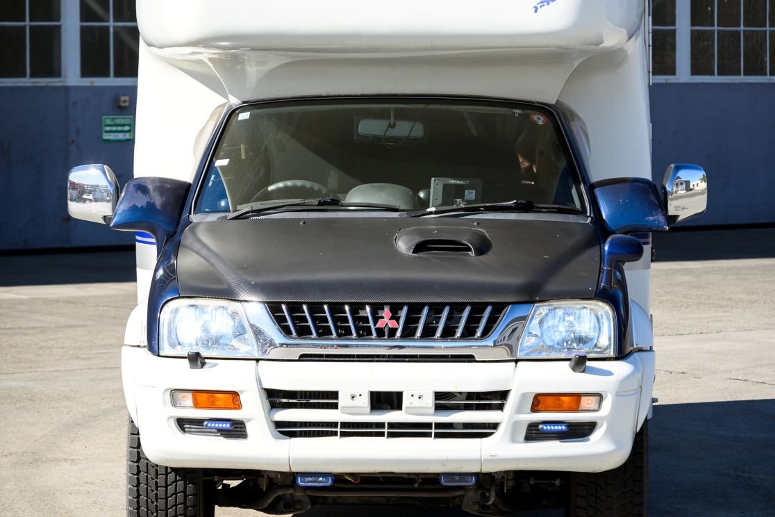 1999 Mitsubishi Strada Camper