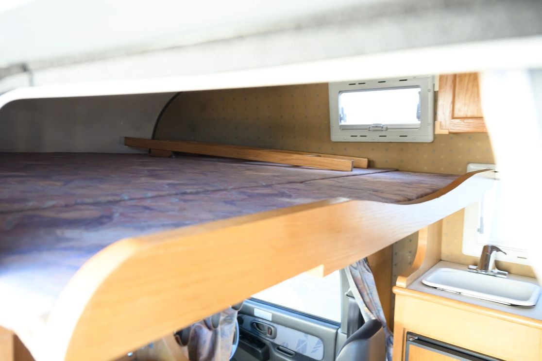 1999 Mitsubishi Strada Camper