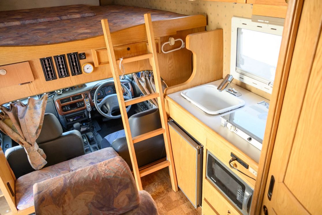 1999 Mitsubishi Strada Camper