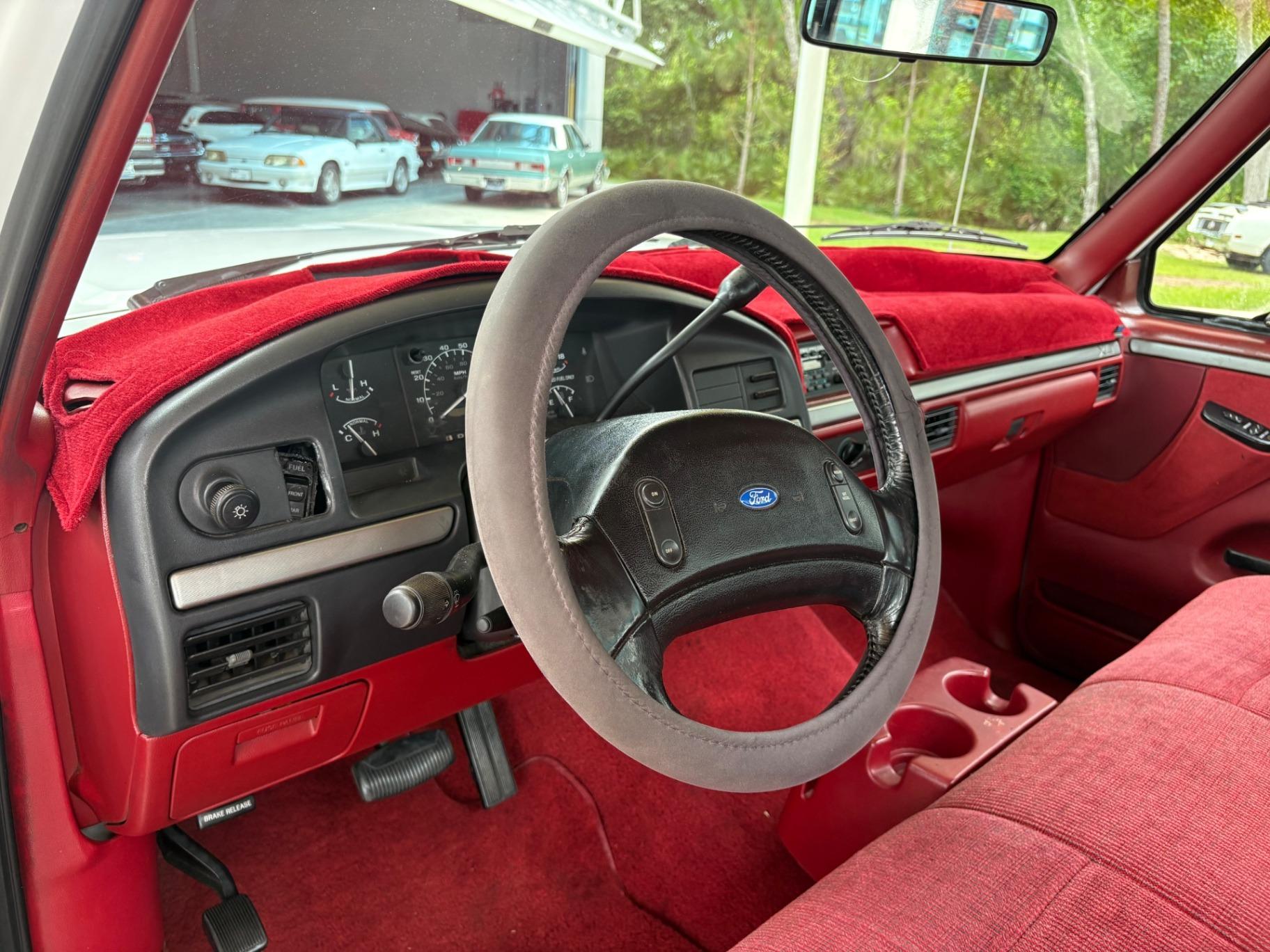 1992 Ford F-150 XLT Lariat