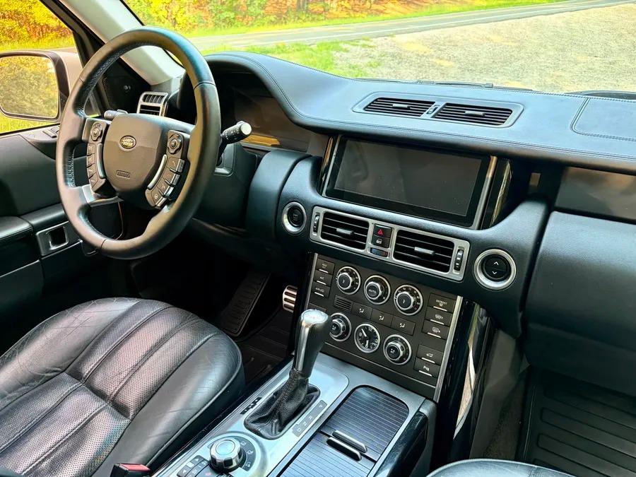 2010 Range Rover Supercharged HSE Luxury