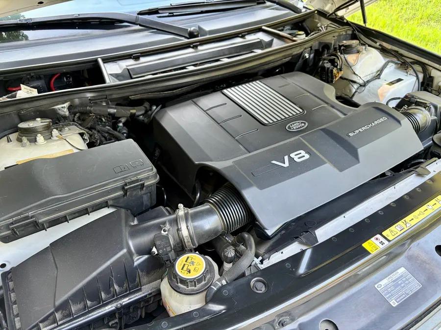2010 Range Rover Supercharged HSE Luxury