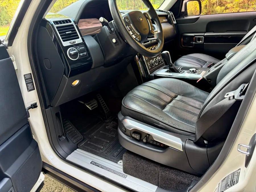 2010 Range Rover Supercharged HSE Luxury