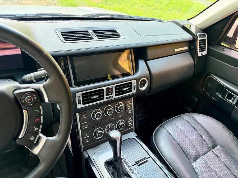 2010 Range Rover Supercharged HSE Luxury