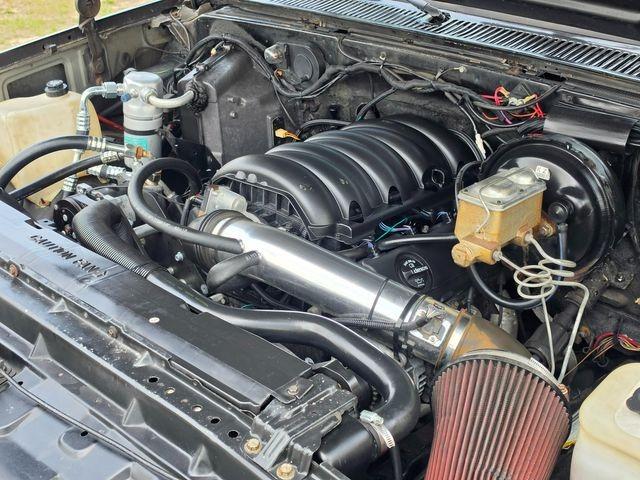 1989 Chevrolet Suburban R2500 Silverado