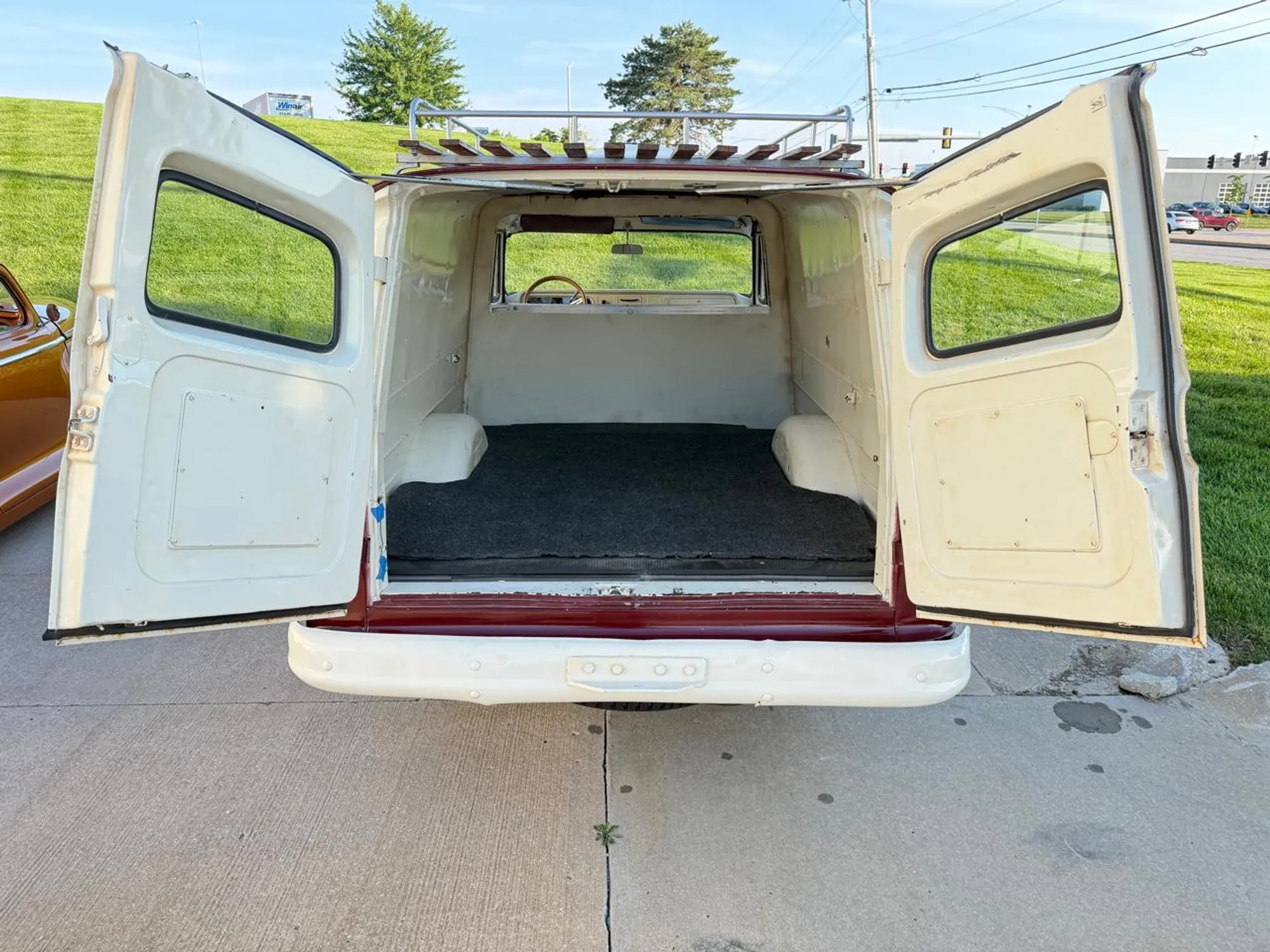 LS-Powered 1964 Chevrolet C10 Panel Truck