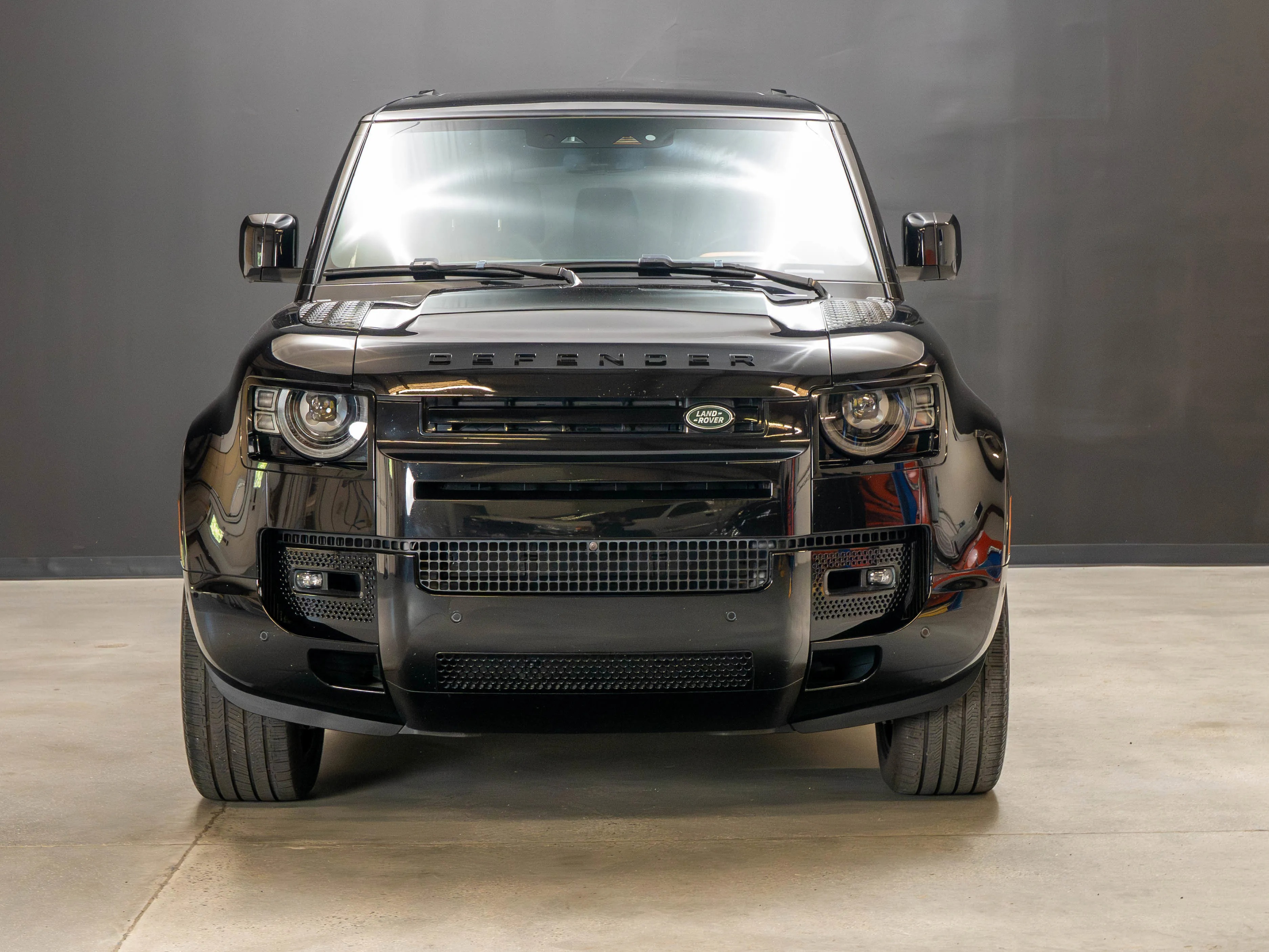 2024 Land Rover Defender 130 P400 X
