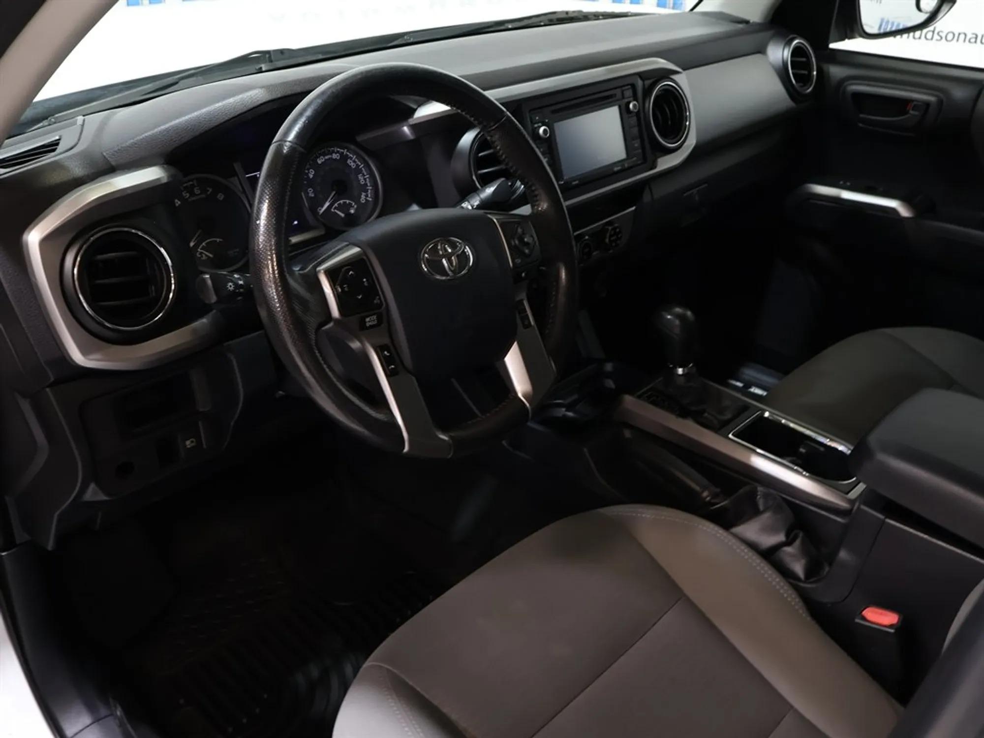 2018 Toyota Tacoma SR5