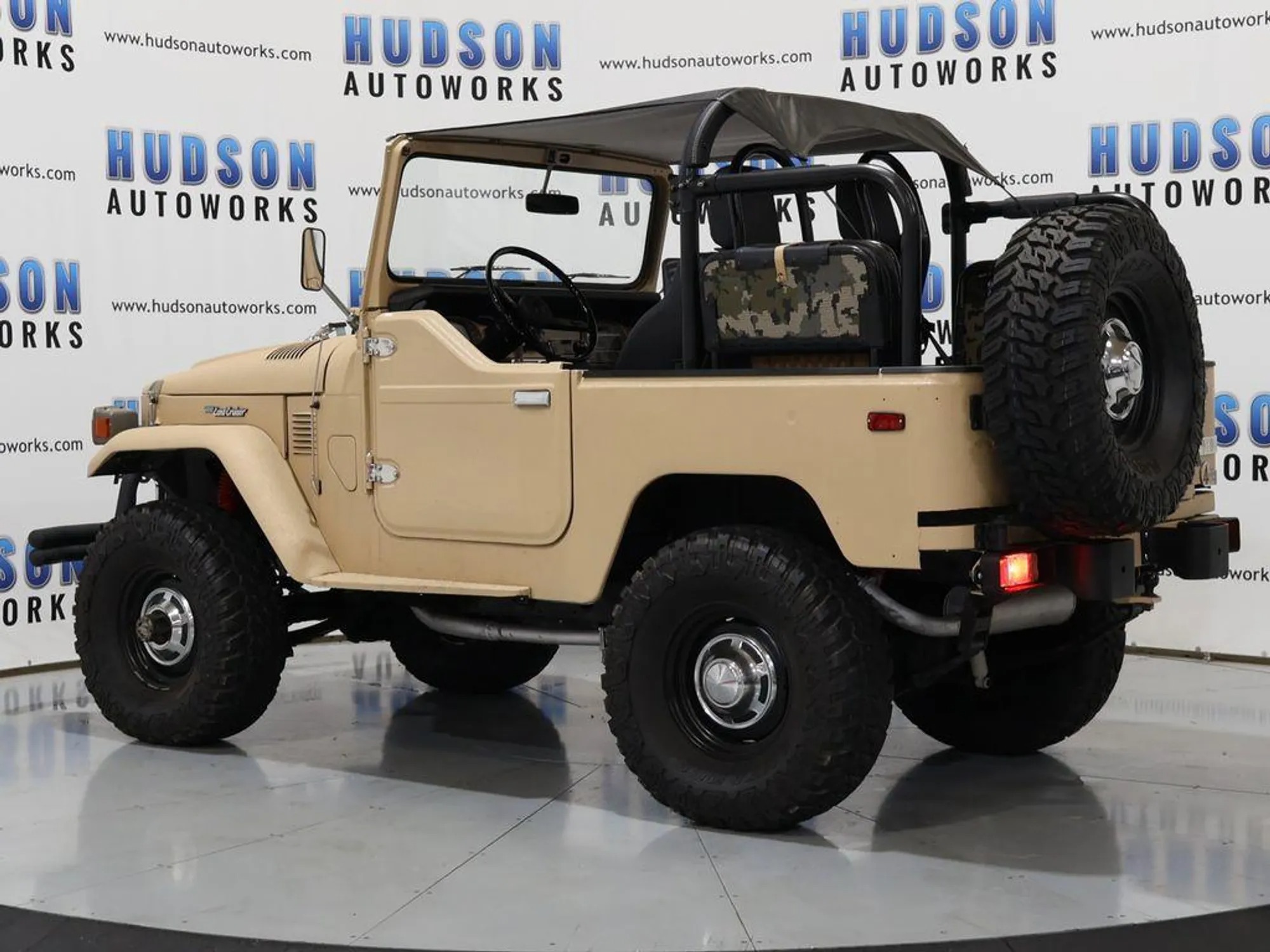 1978 Toyota Land Cruiser FJ40 - 3