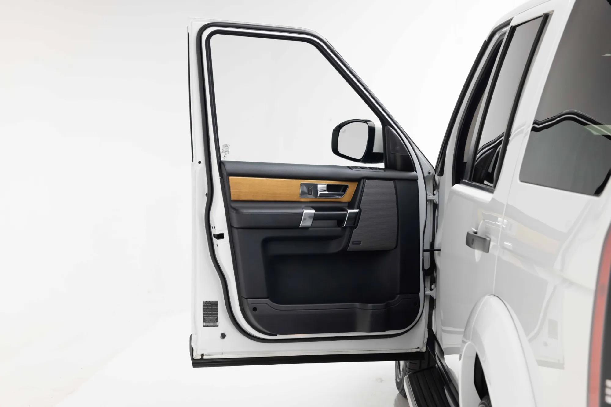2014 Land Rover LR4