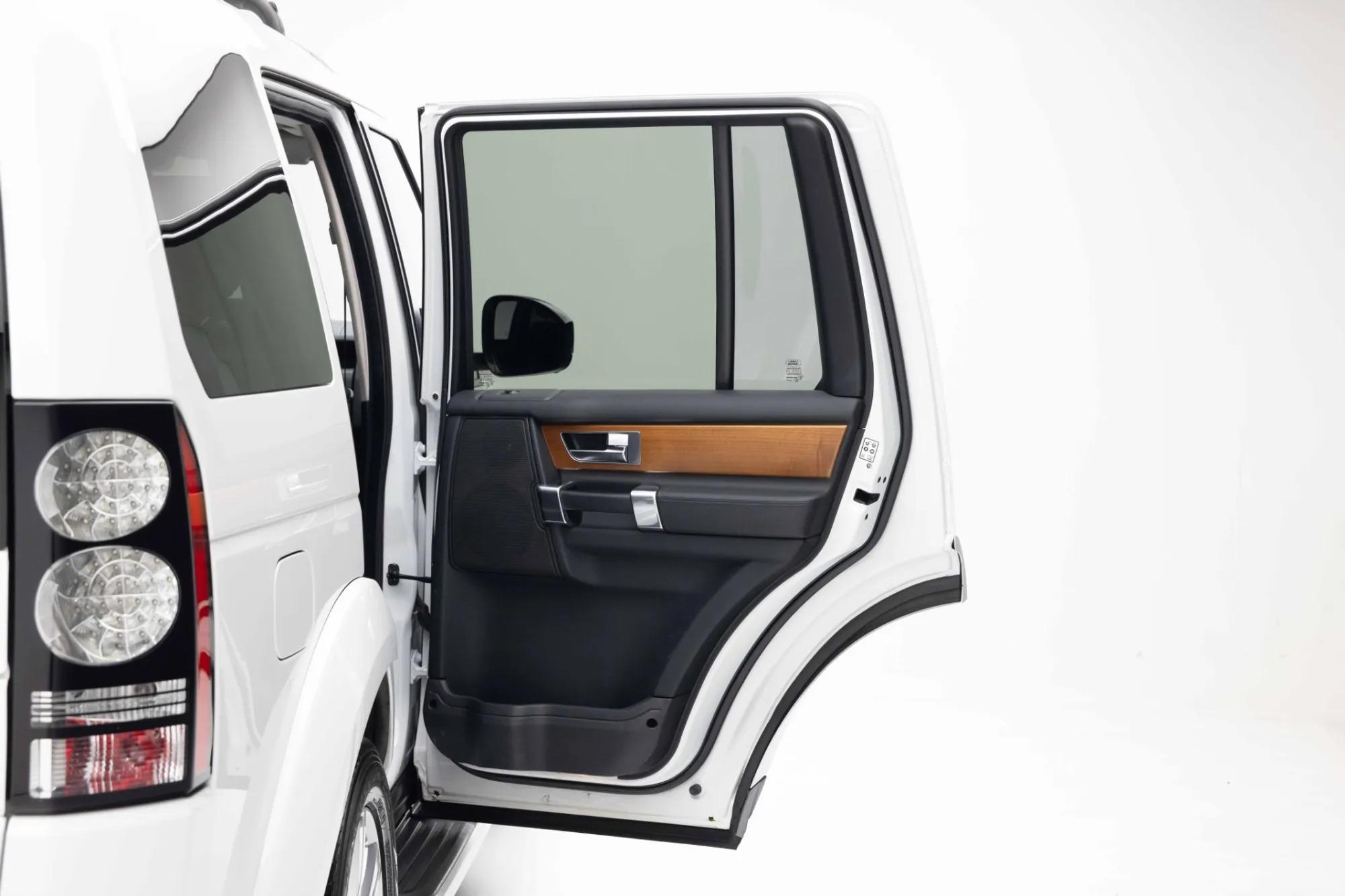 2014 Land Rover LR4