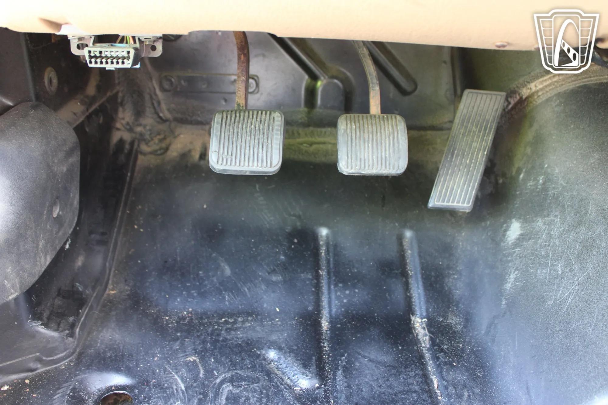 2001 Jeep Wrangler TJ Sahara