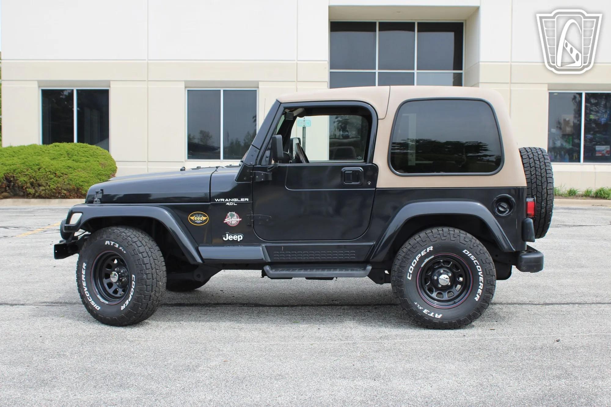 2001 Jeep Wrangler TJ Sahara - 3