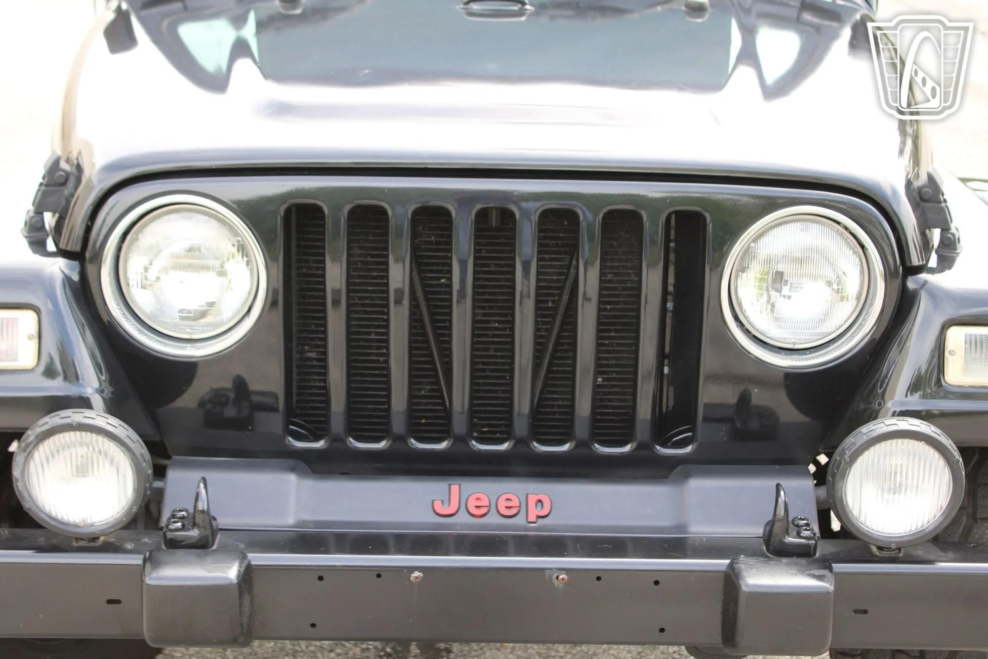 2001 Jeep Wrangler TJ Sahara