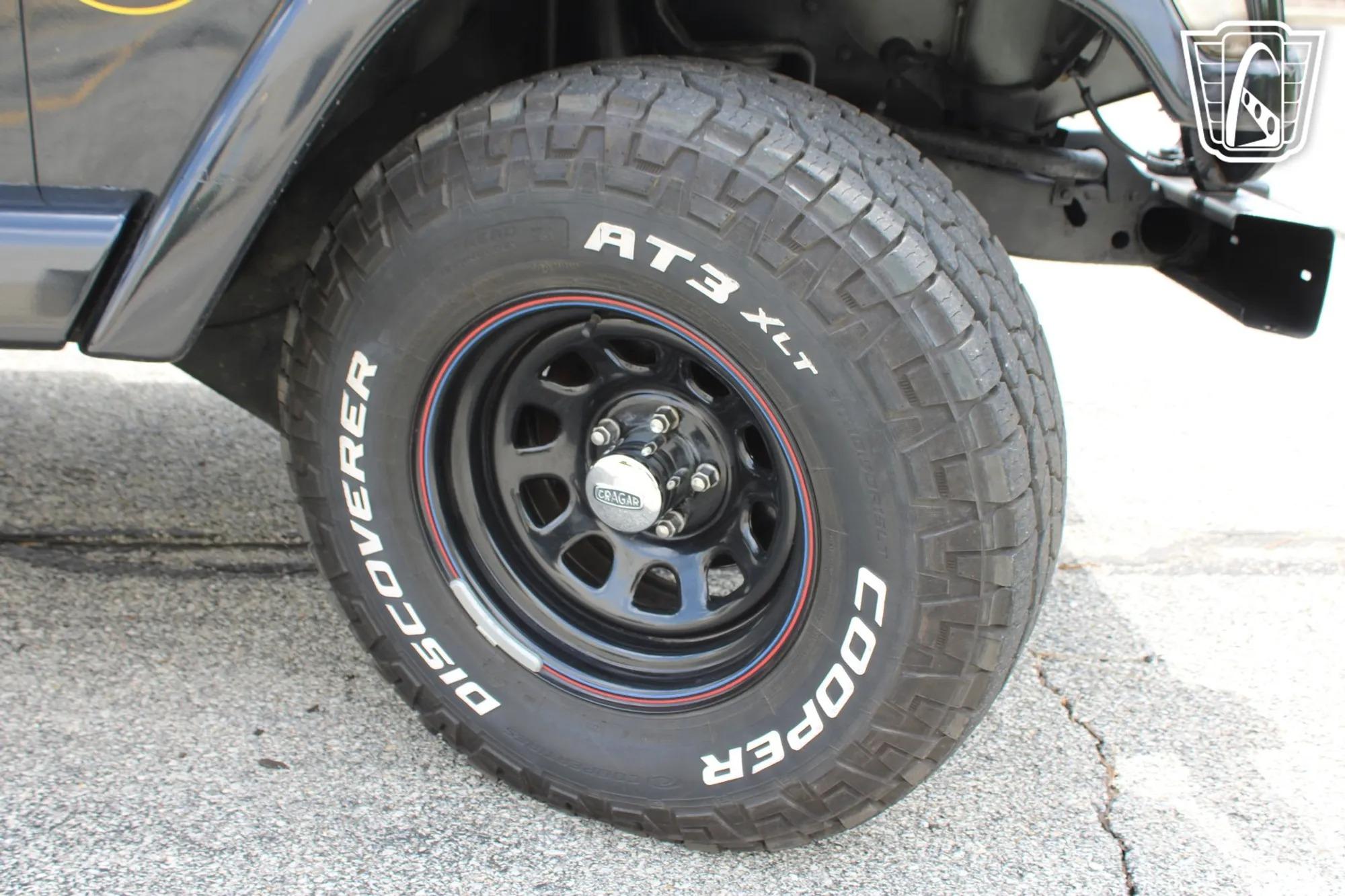 2001 Jeep Wrangler TJ Sahara