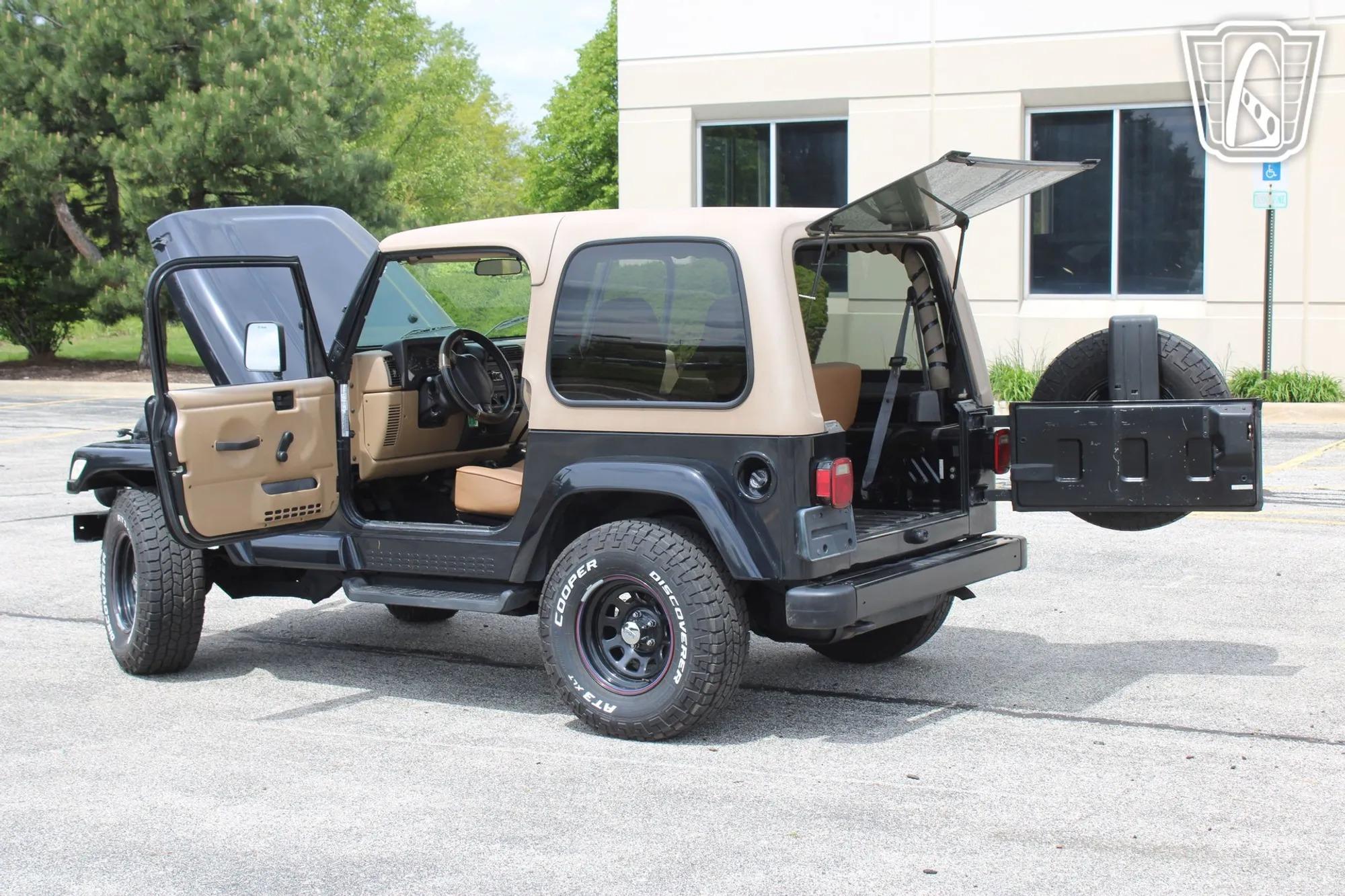 2001 Jeep Wrangler TJ Sahara