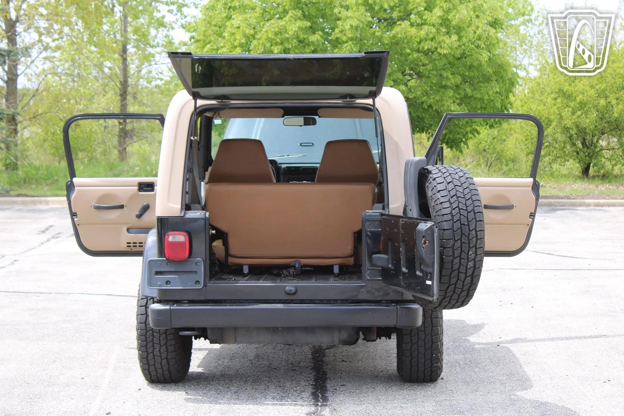 2001 Jeep Wrangler TJ Sahara