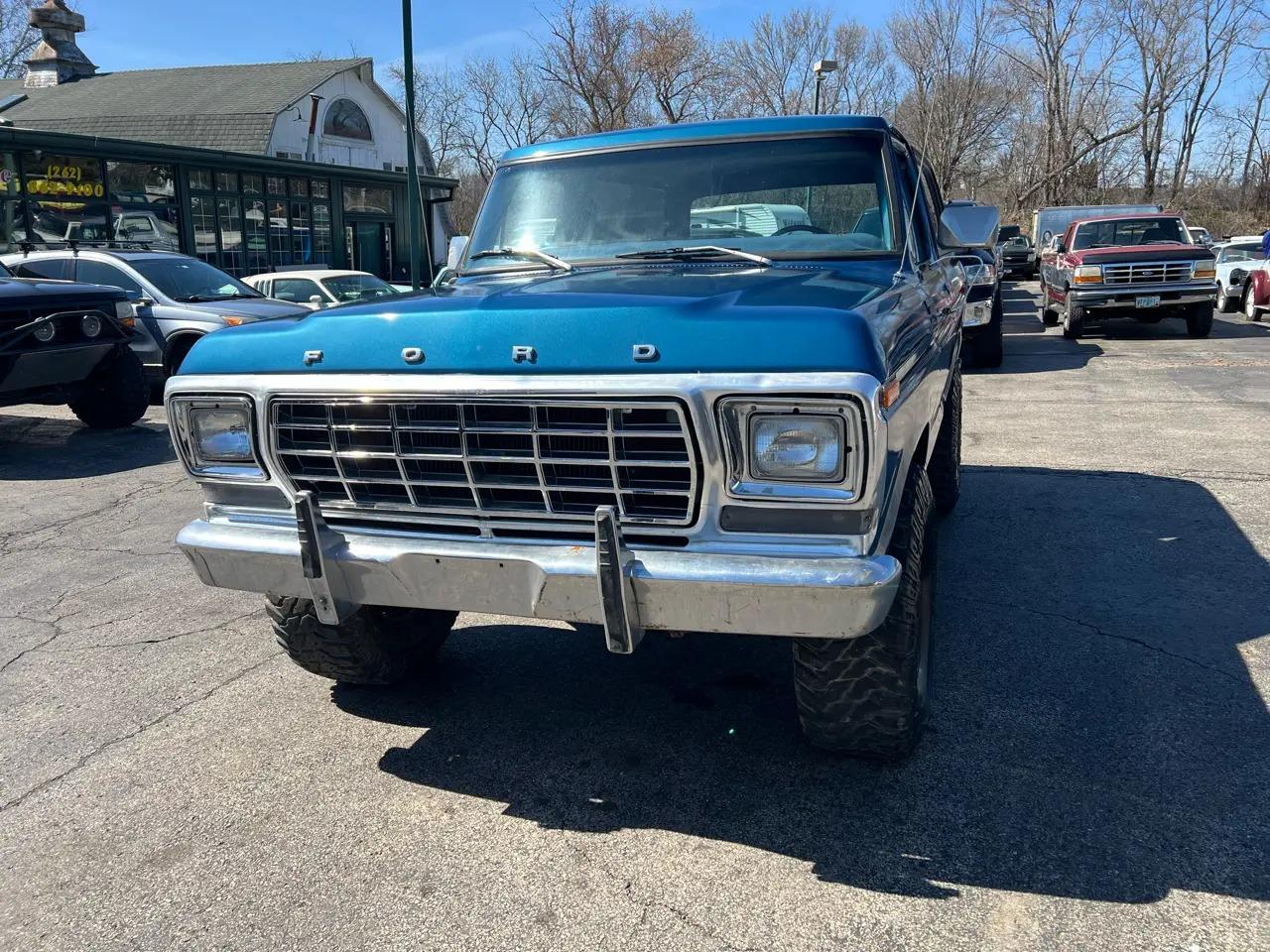 1979 Ford Bronco Custom - 2