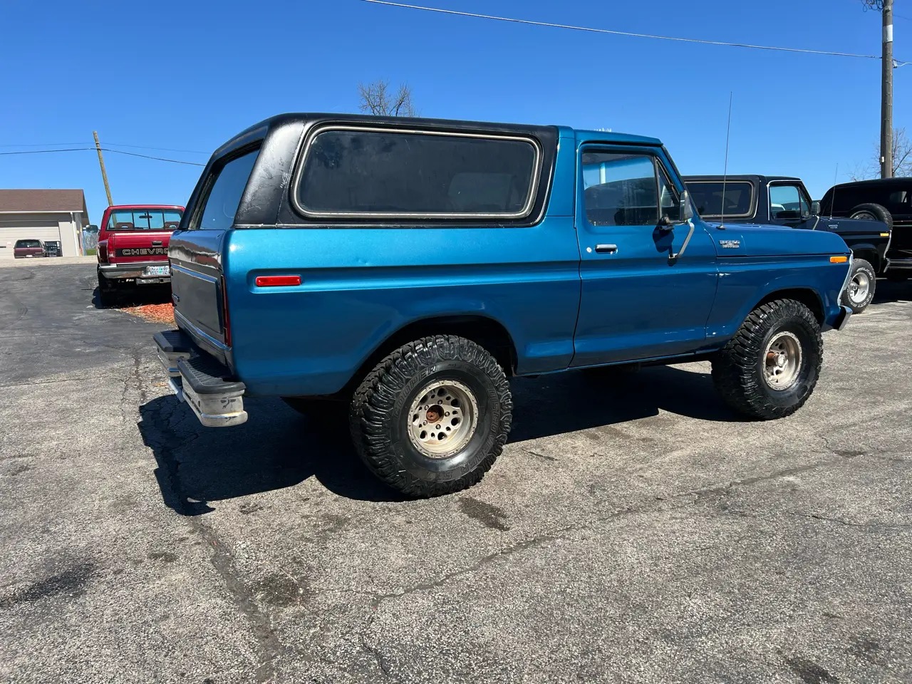 1979 Ford Bronco Custom - 3