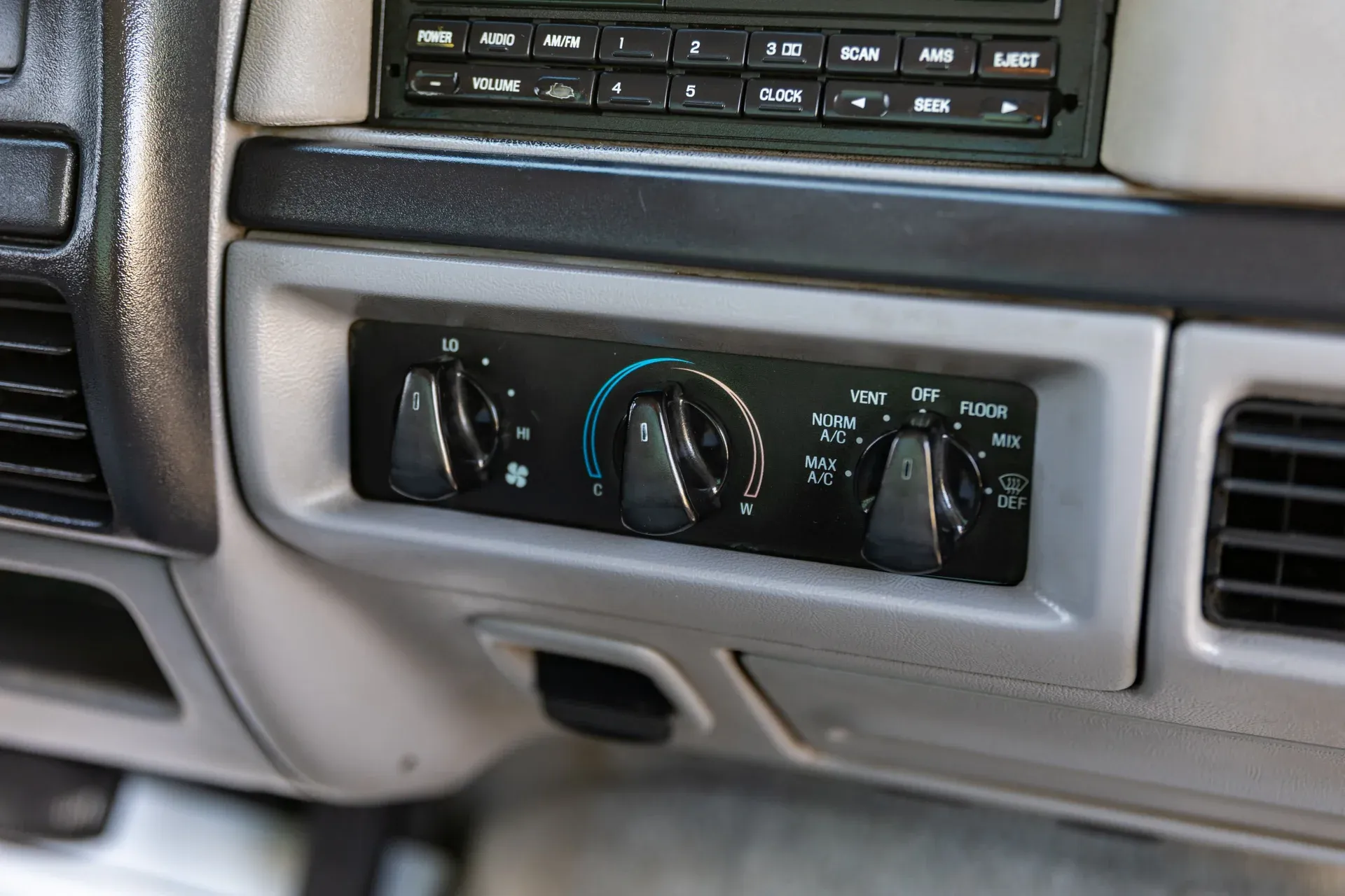 1997 Ford F-350 XLT