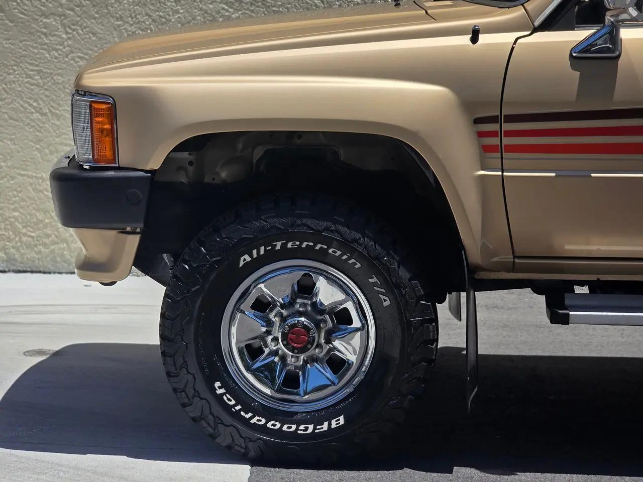 1987 Toyota Hilux Surf