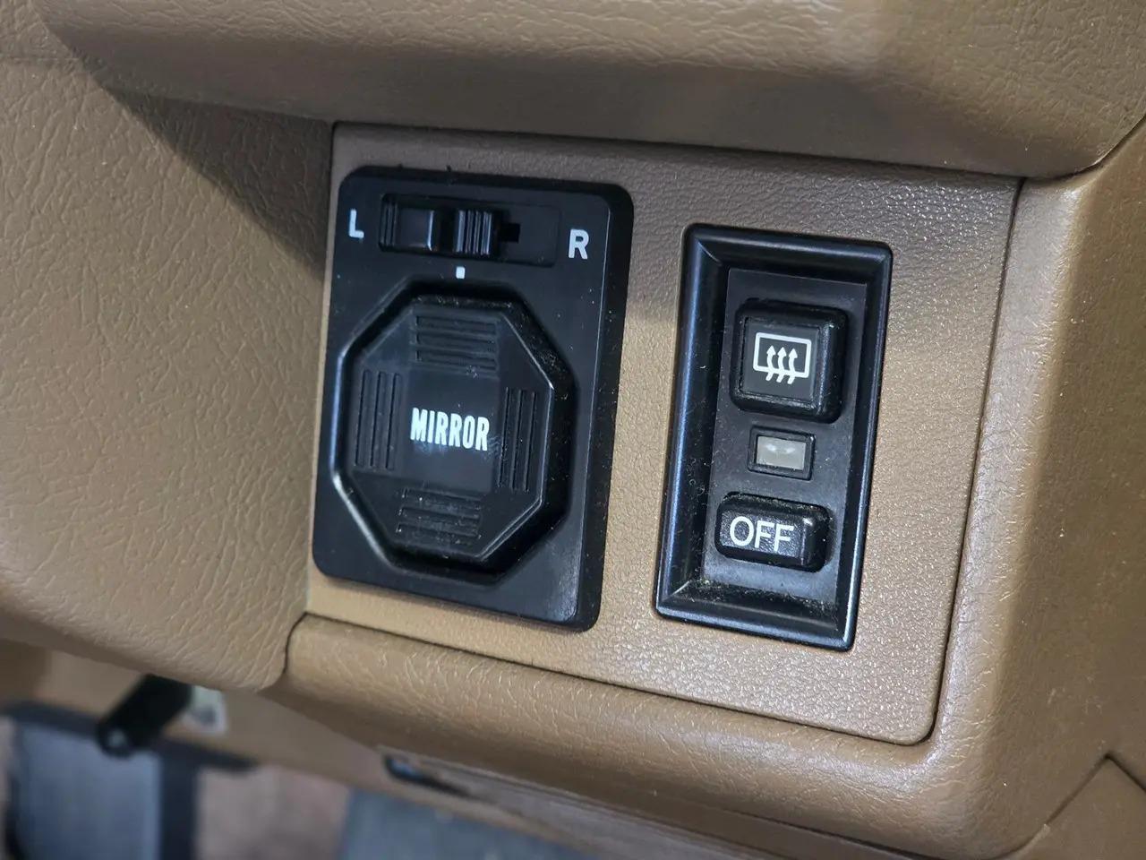 1987 Toyota Hilux Surf