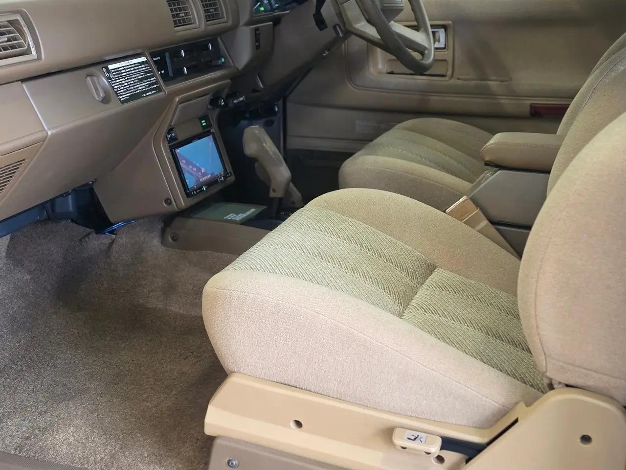 1987 Toyota Hilux Surf - 4