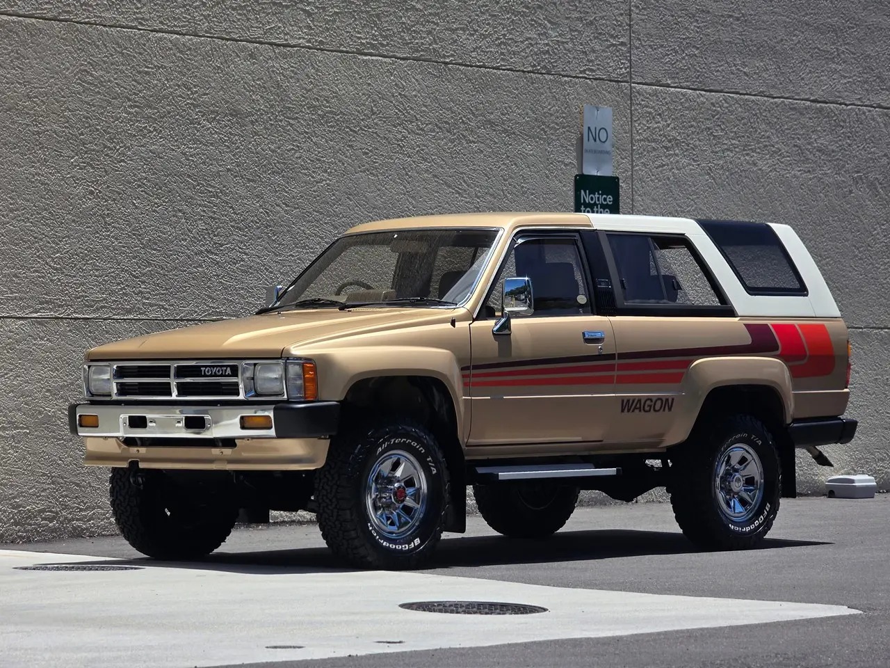 1987 Toyota Hilux Surf - 5