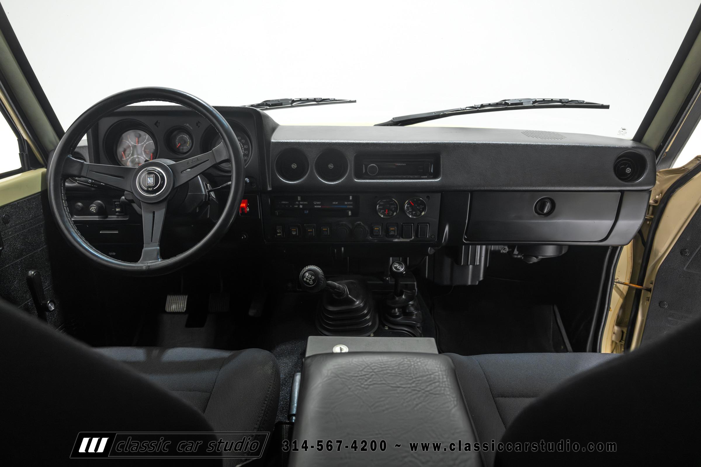 1982 Toyota Land Cruiser FJ60 Restomod