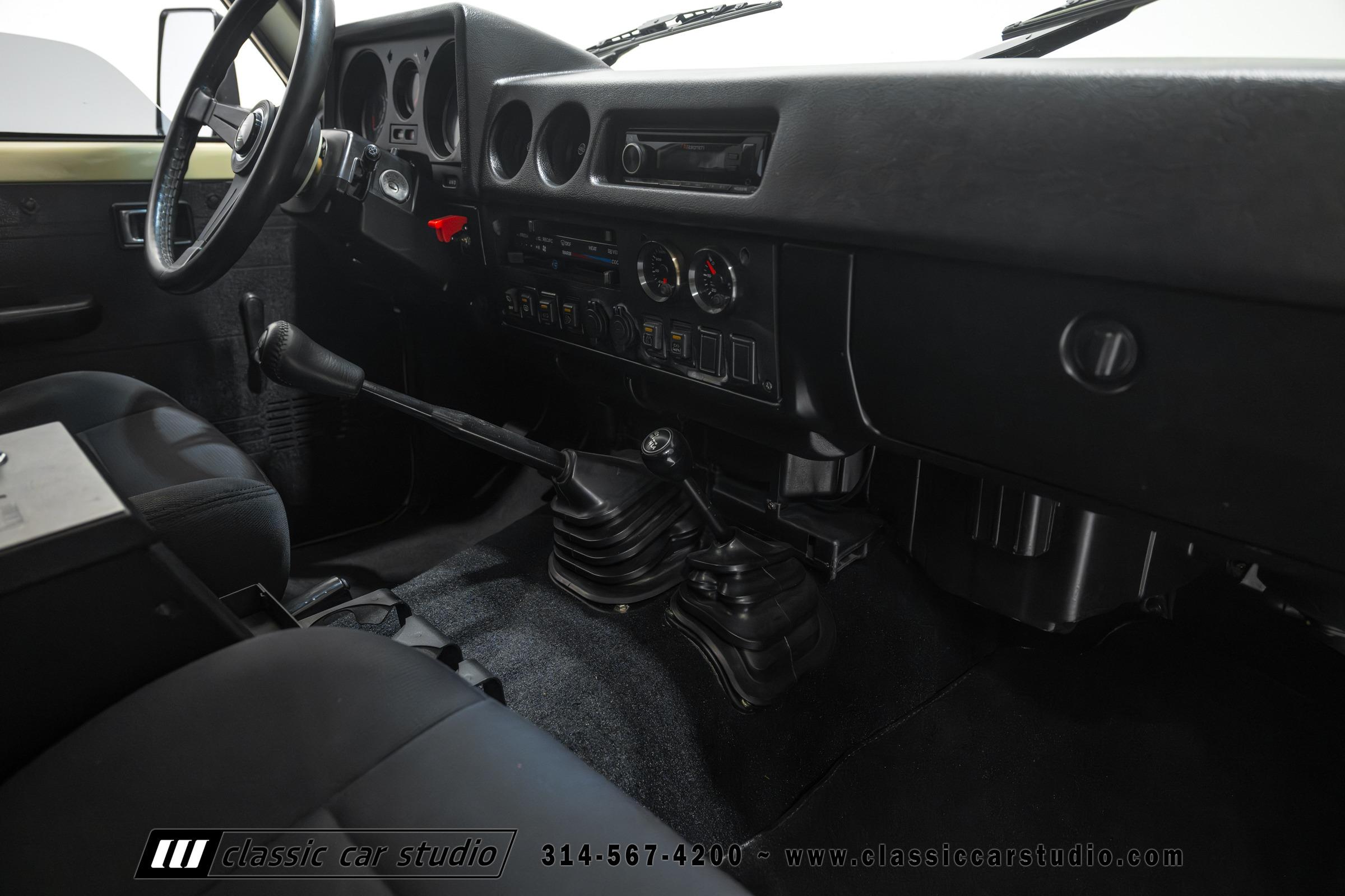 1982 Toyota Land Cruiser FJ60 Restomod