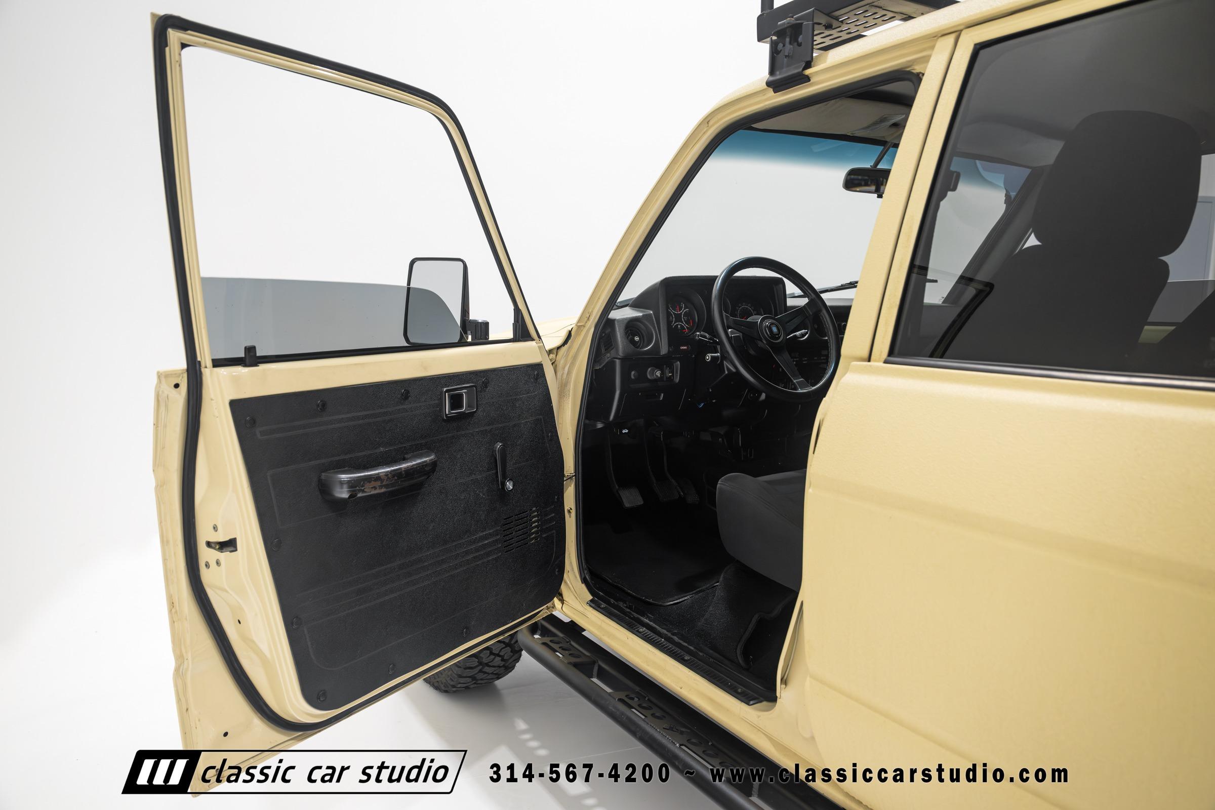 1982 Toyota Land Cruiser FJ60 Restomod