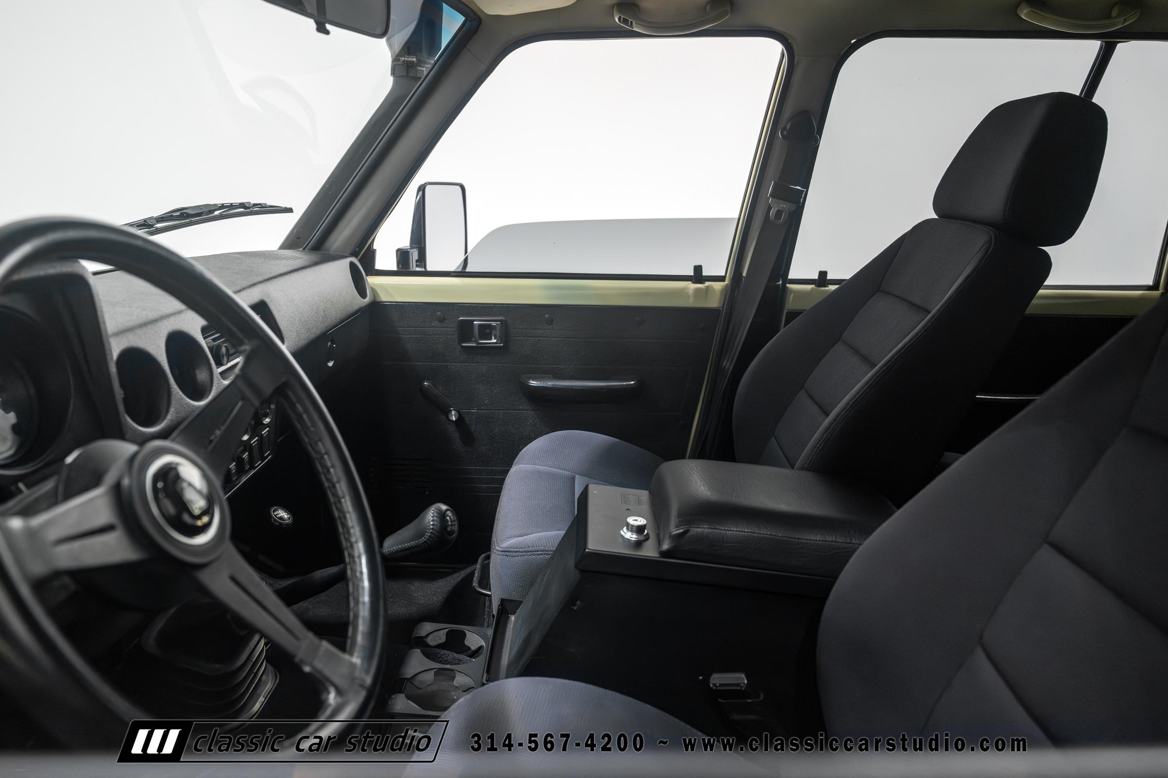 1982 Toyota Land Cruiser FJ60 Restomod