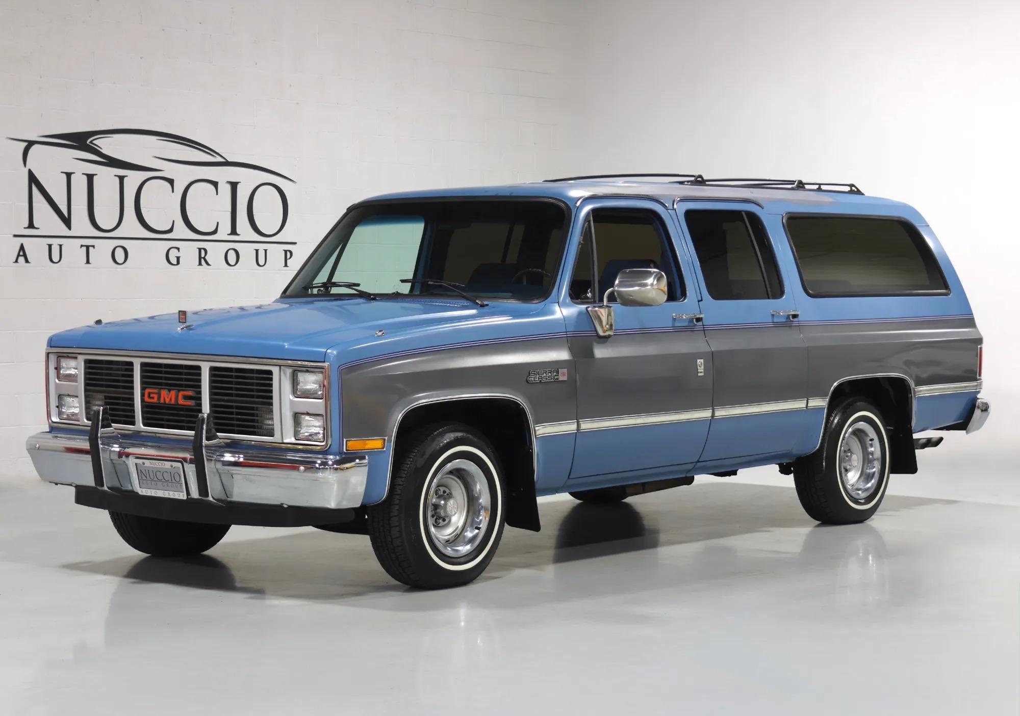  GMC Suburban