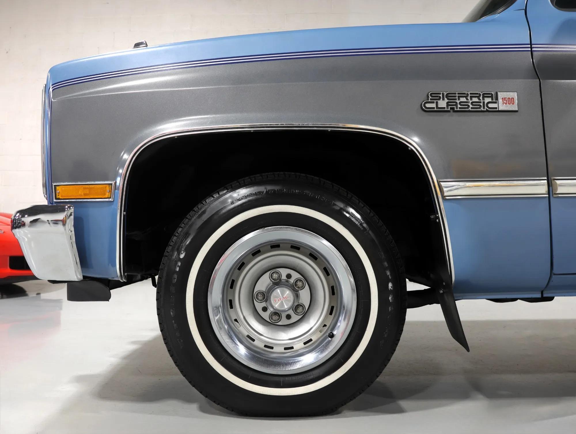 1987 GMC Suburban R1500