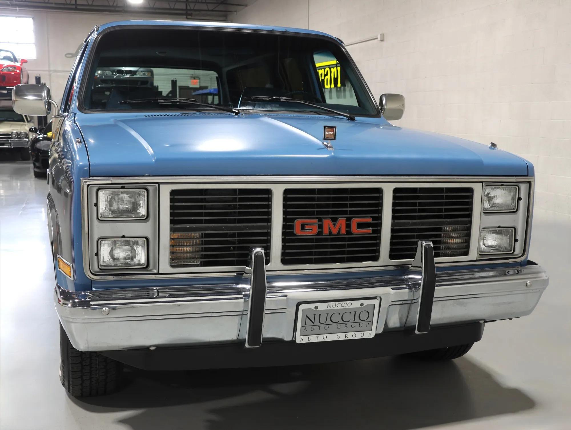 1987 GMC Suburban R1500