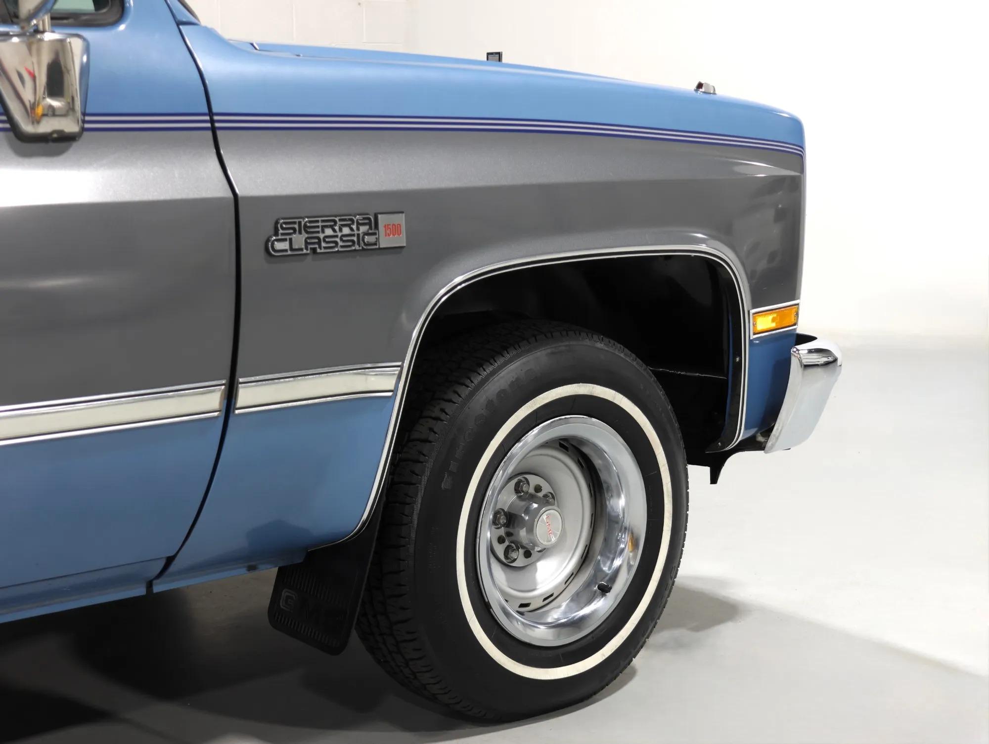 1987 GMC Suburban R1500
