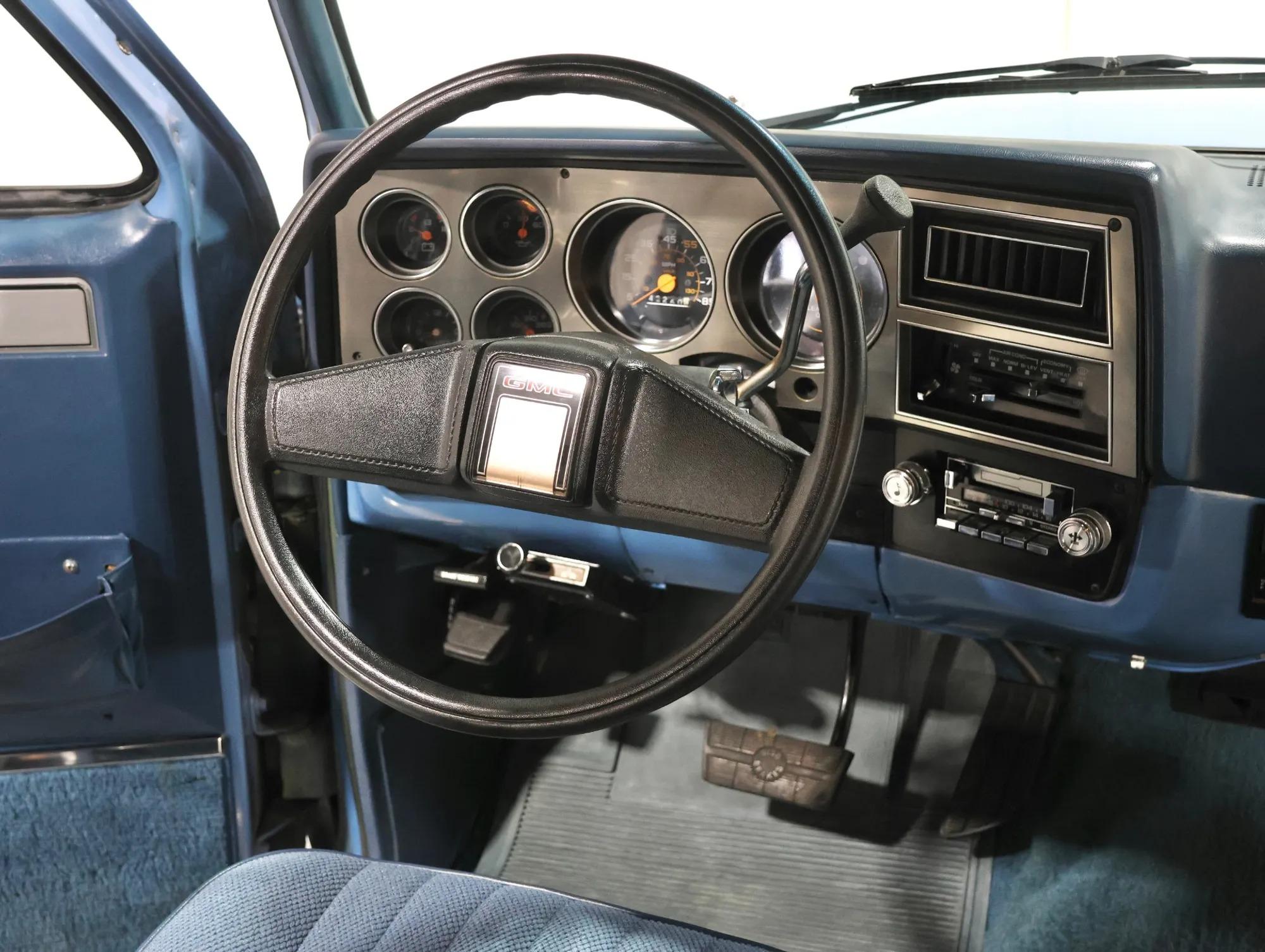 1987 GMC Suburban R1500