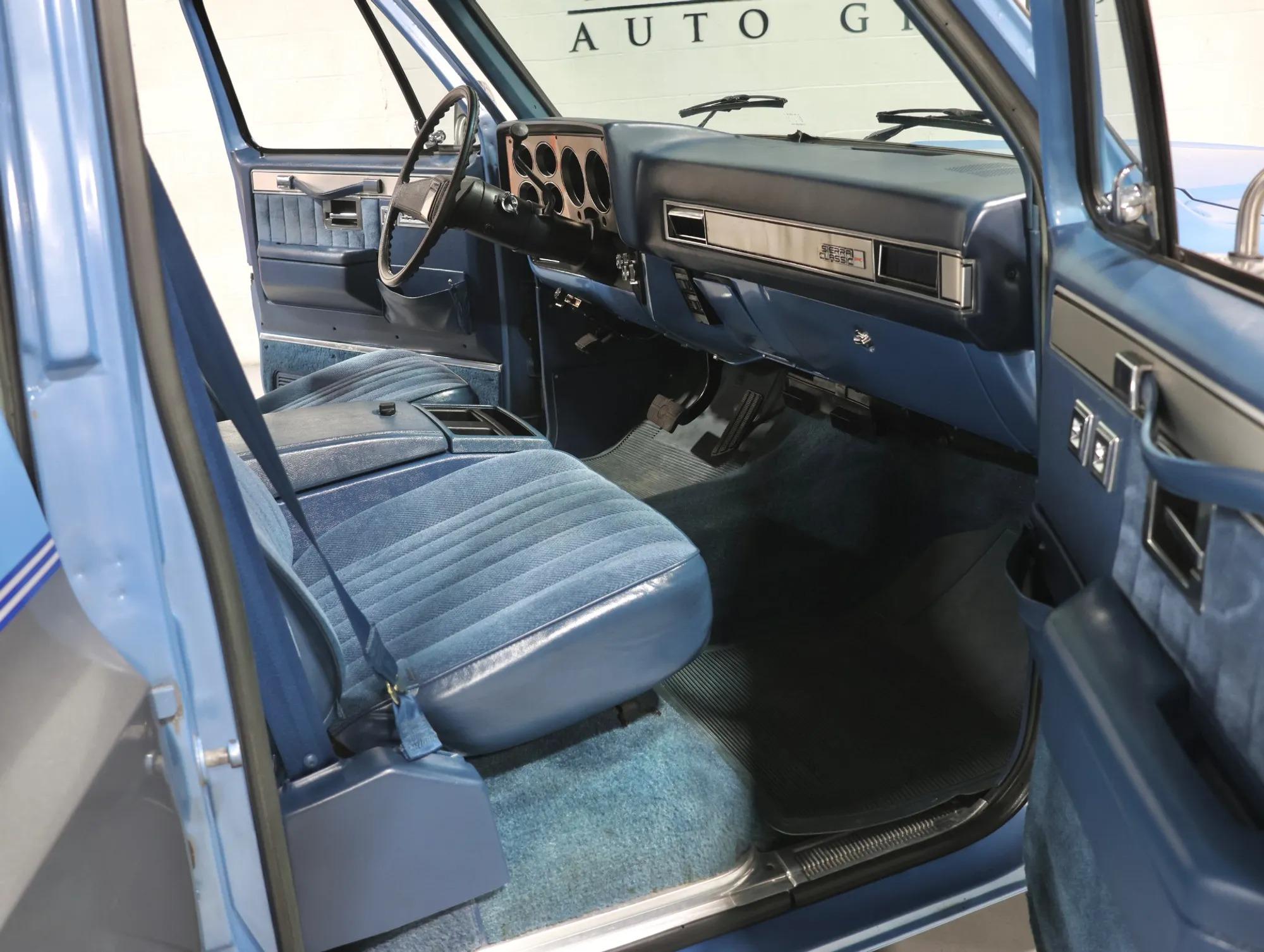 1987 GMC Suburban R1500