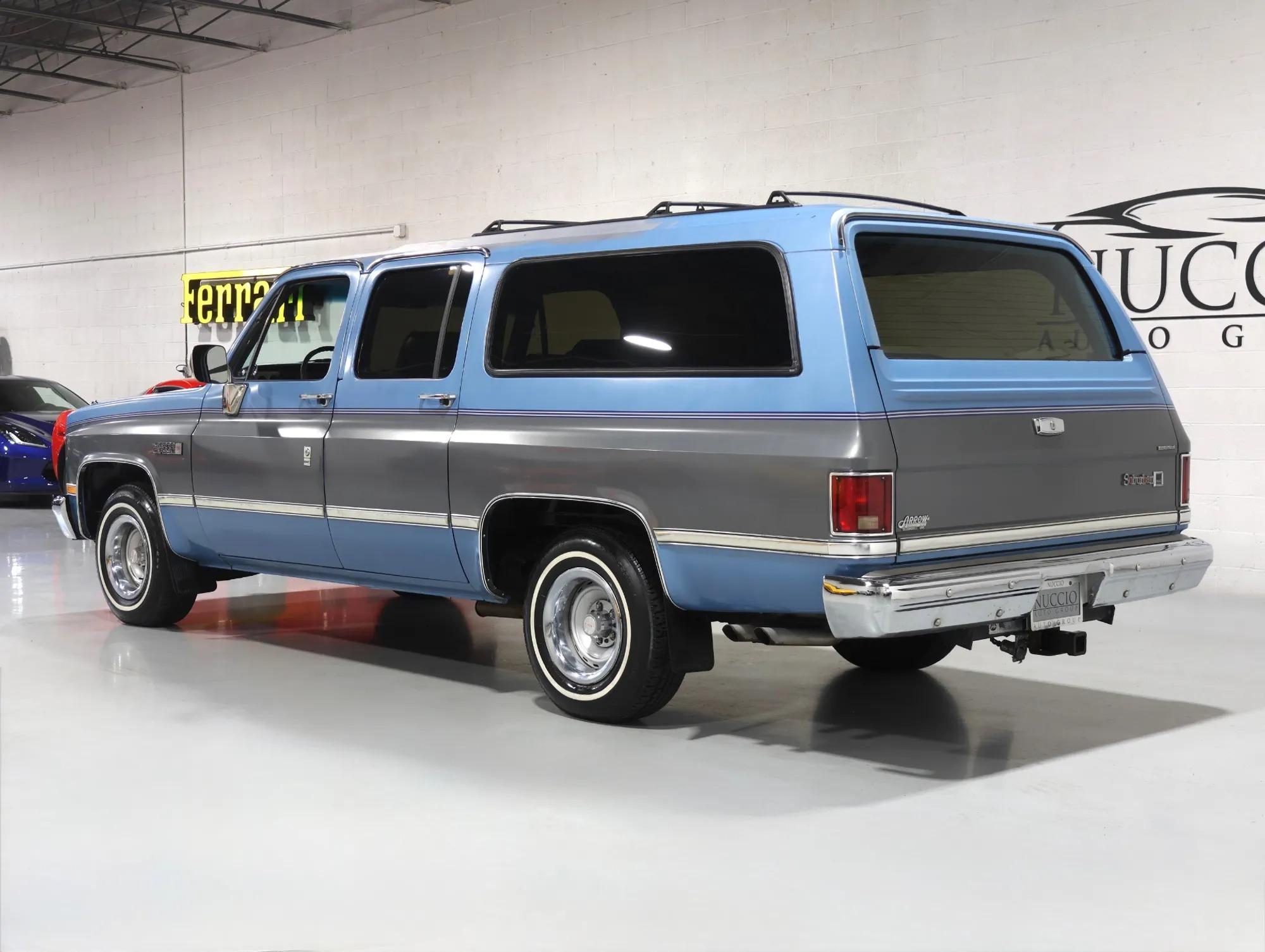1987 GMC Suburban R1500