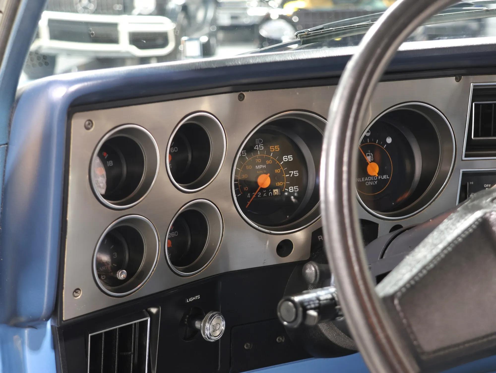 1987 GMC Suburban R1500