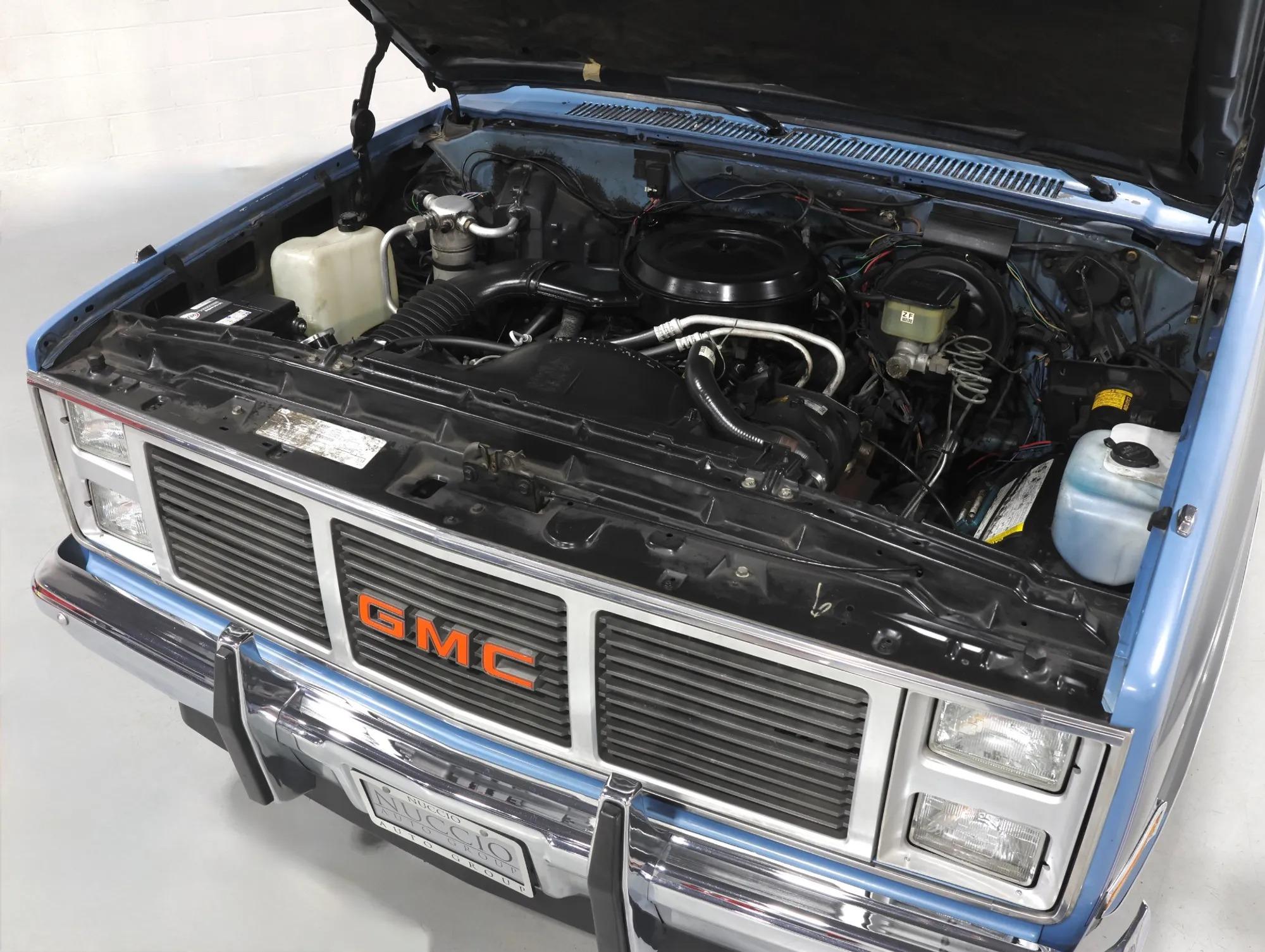 1987 GMC Suburban R1500