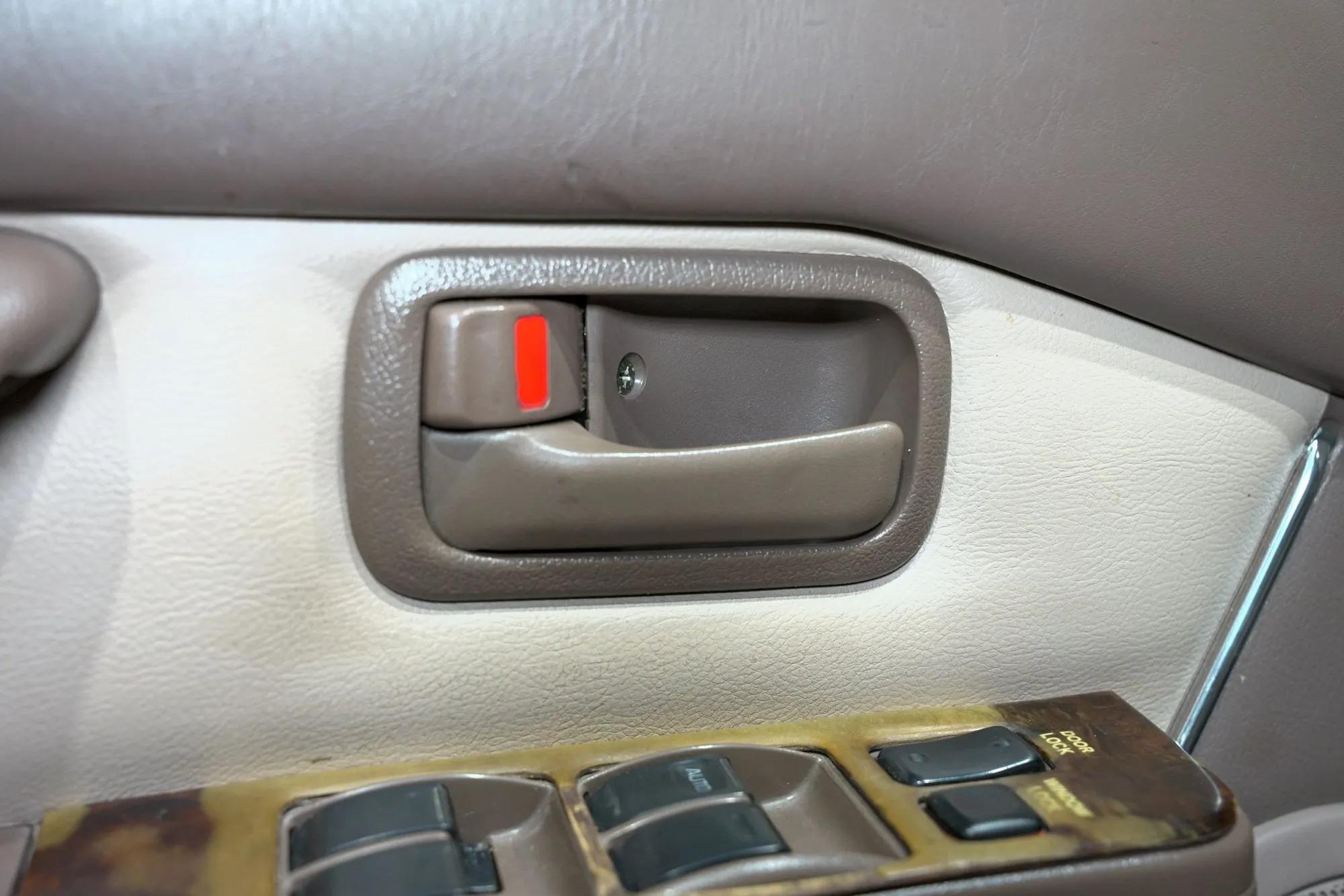 1997 Toyota Land Cruiser FJ80 40th Anniversary