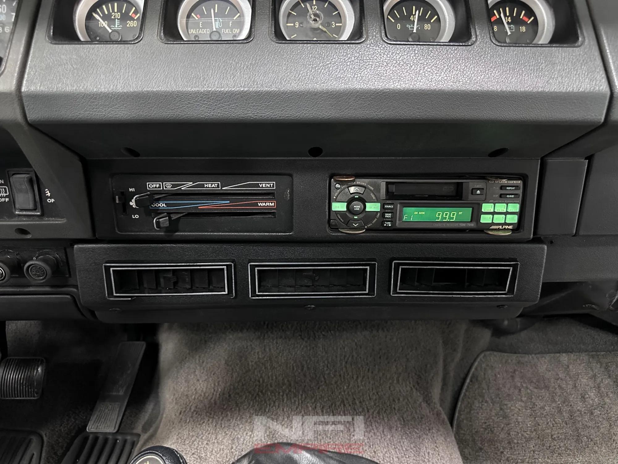 1989 Jeep Wrangler Laredo