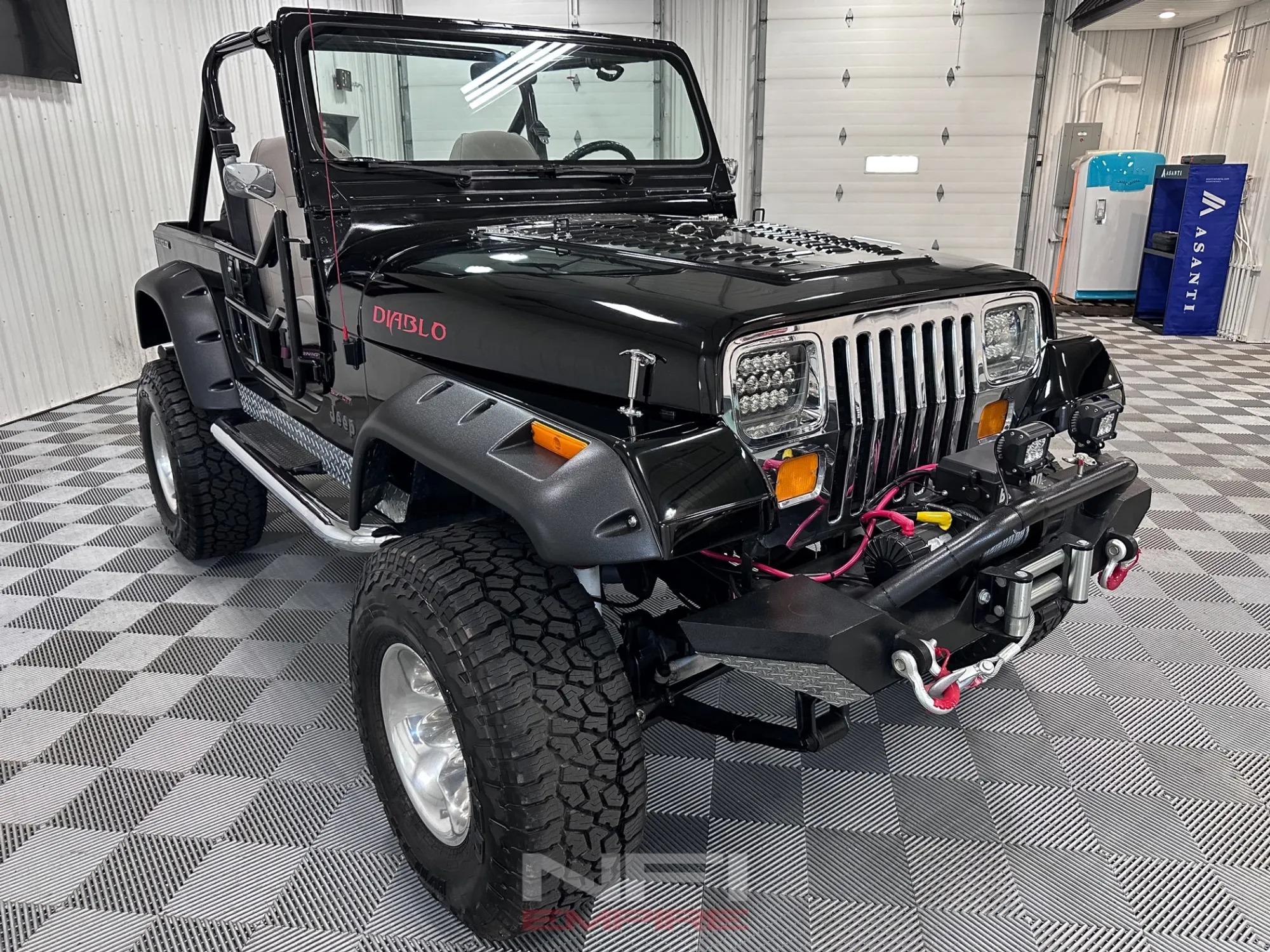 1989 Jeep Wrangler Laredo - 4