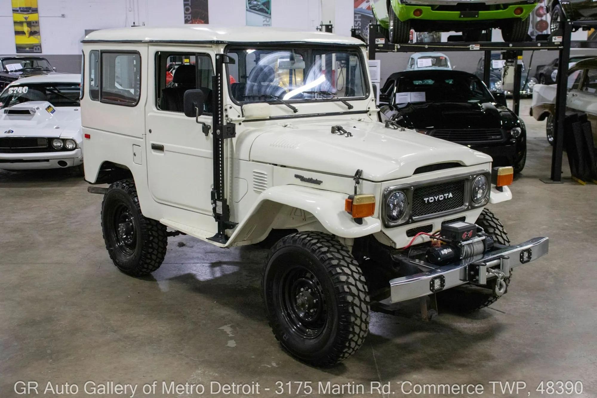  Toyota Land Cruiser