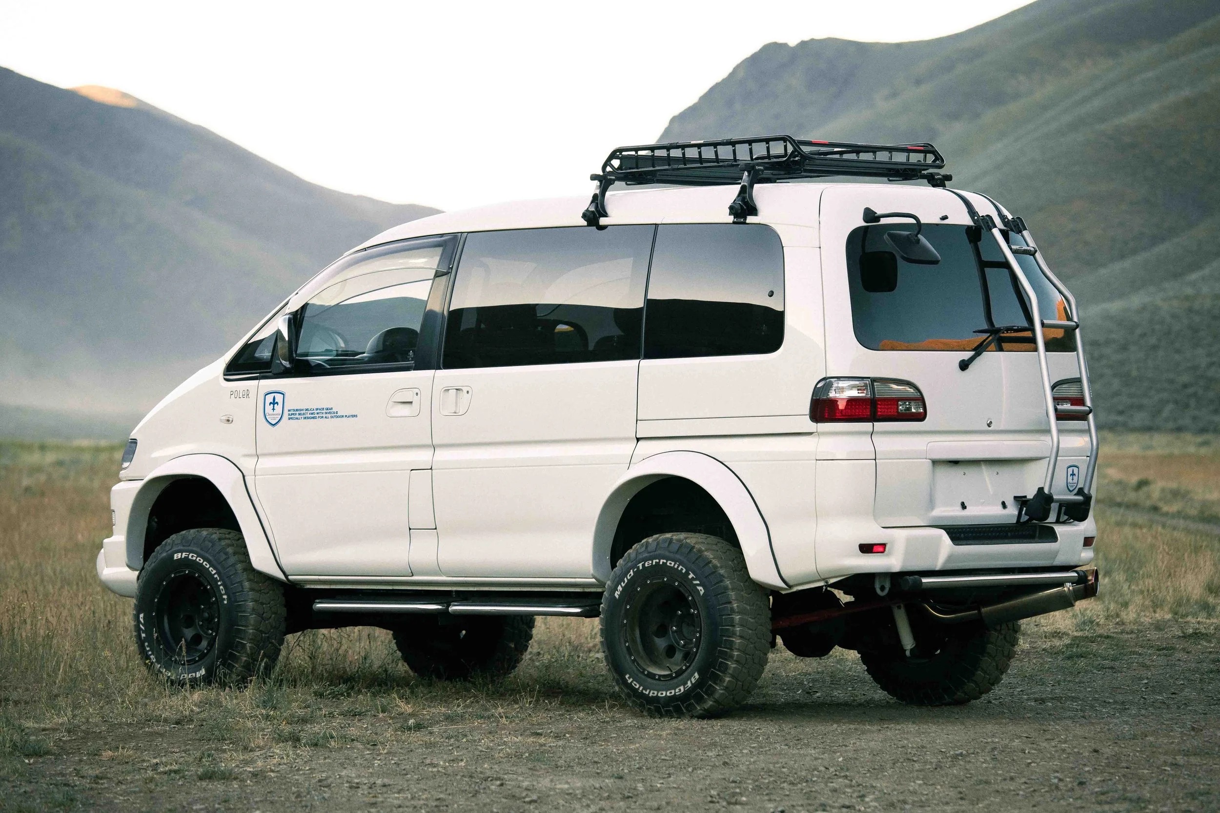 2000 Mitsubishi Delica L400 Space Gear - 4
