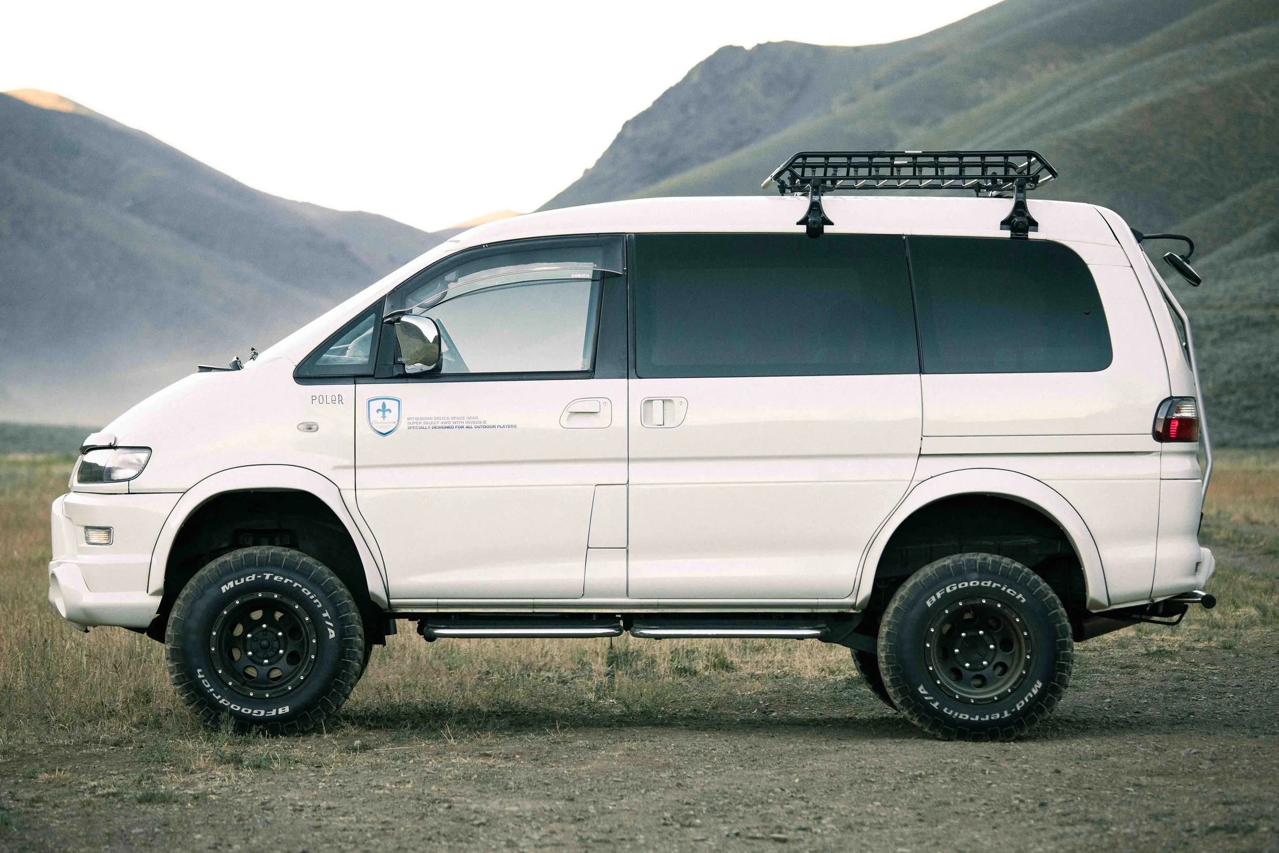 2000 Mitsubishi Delica L400 Space Gear - 3